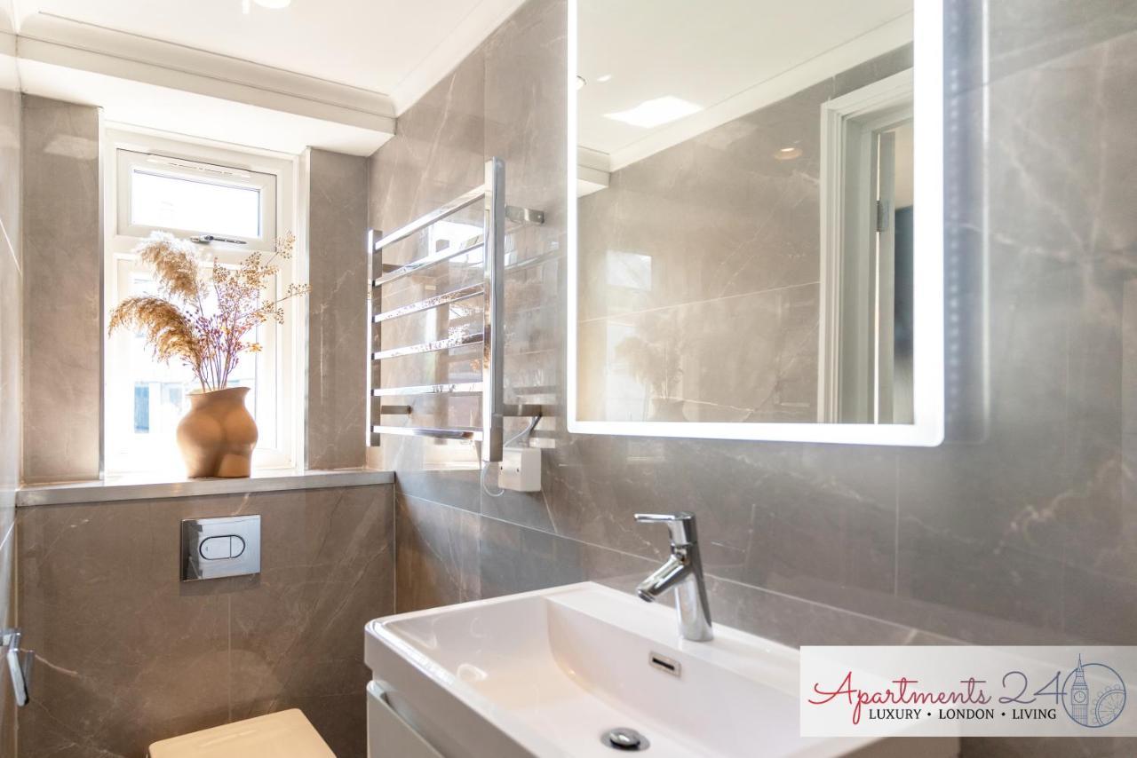 Beautiful Studio Apartment - London ハウンズロー エクステリア 写真